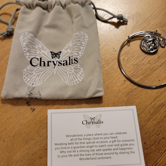 Christmas stocking charm bracelet...looks like Alex and Arni but is not theirs - Picture 2 of 3